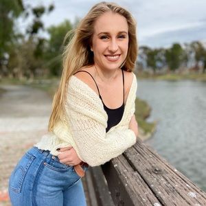 Meet your Posher, Robin